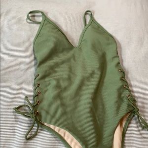 one piece bathing suit